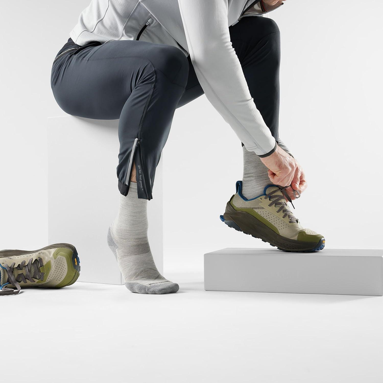 imageSmartwool Mens Run Cold Weather Targeted Cushion Crew SocksAsh