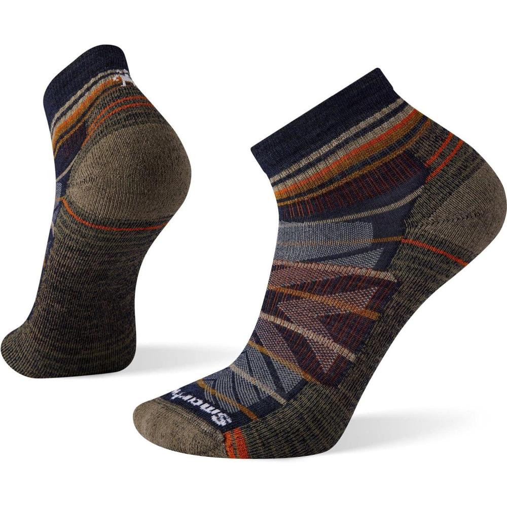 imageSmartwool Mens Hike Light Cushion Pattern Ankle SocksDeep Navy