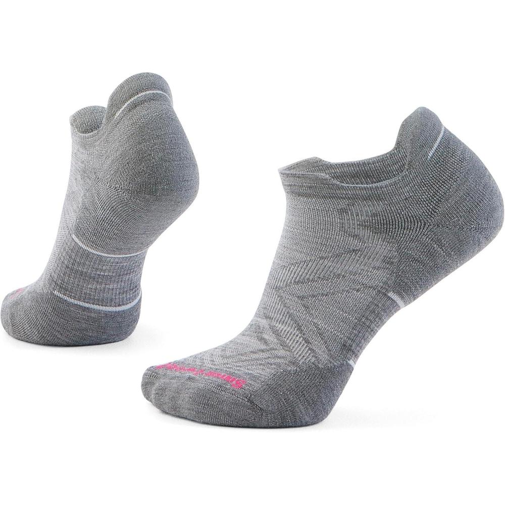 imageSmartwool Womens Run Targeted Cushion Low Ankle SocksLight GrayWhite
