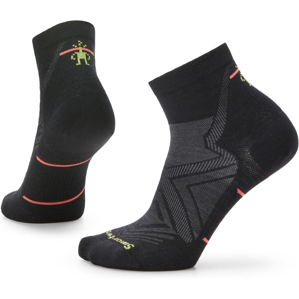 imageSmartwool Womens Run Zero Cushion Ankle SocksBlack