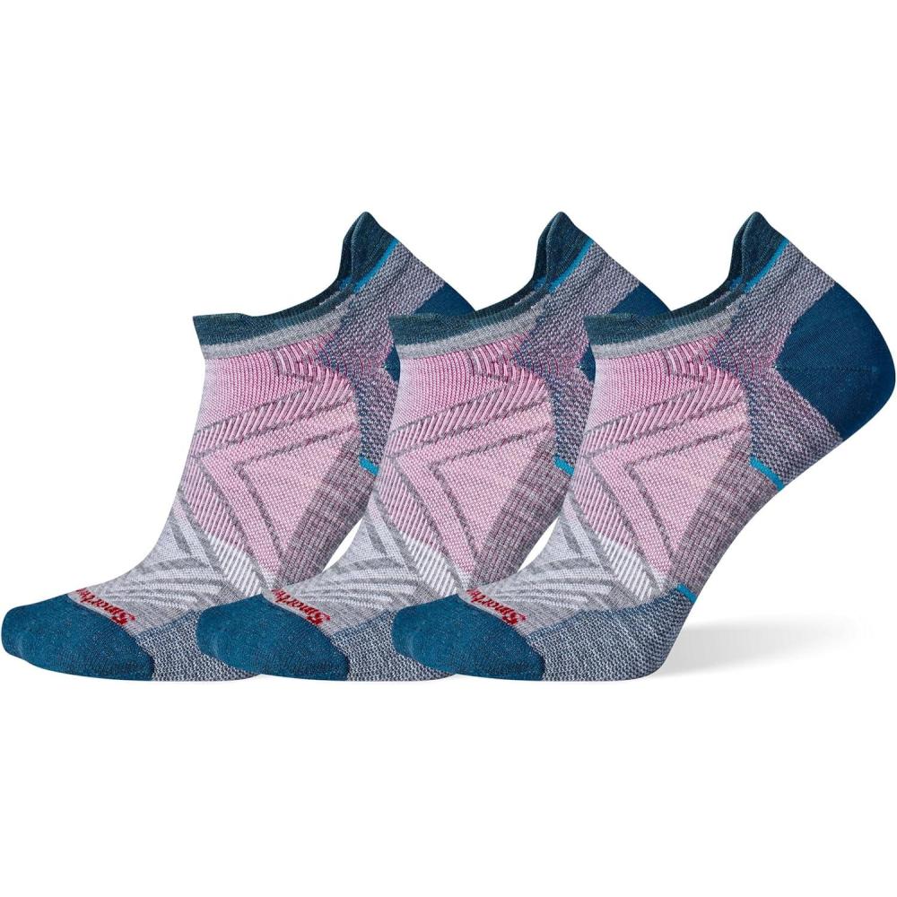 imageSmartwool Womens Run Zero Cushion Low Ankle SocksMedium Gray3pk