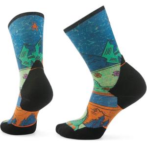 Smartwool Women’s Trail Run Targeted Cushion Mountain Print Crew Socks(Twilight Blue)